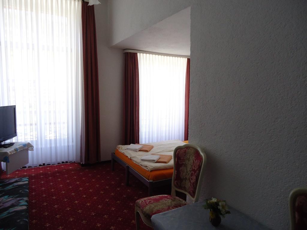 Union Hotel Κόχεμ Εξωτερικό φωτογραφία